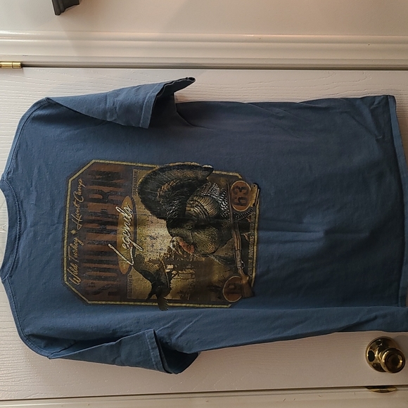 Southern Legends Tee - Picture 5 of 6